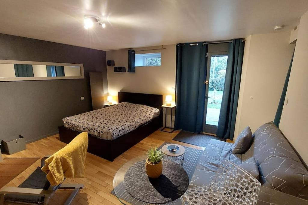 Studio Cosy Proche De Rennes Montreuil-le-Gast Экстерьер фото